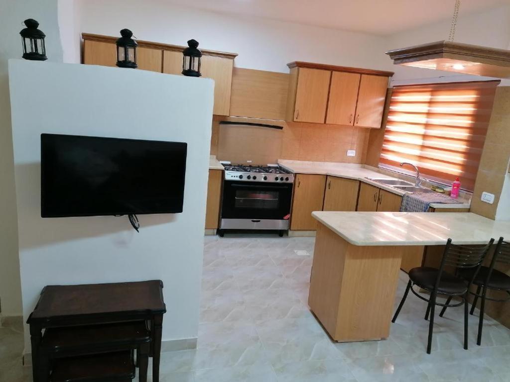 Emile Altwal Madaba Hotel Ngoại thất bức ảnh